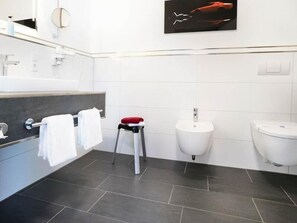 Standardzimmer, mit Dusche/WC, max. 2 Personen