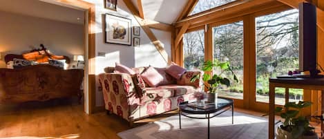 Living area, Sycamore, Bolthole Retreats