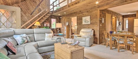 Beech Mountain Vacation Rental | 4BR | 3BA | 1,792 Sq Ft | Stairs Required