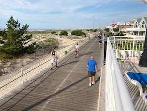 Walk to Boardwalk