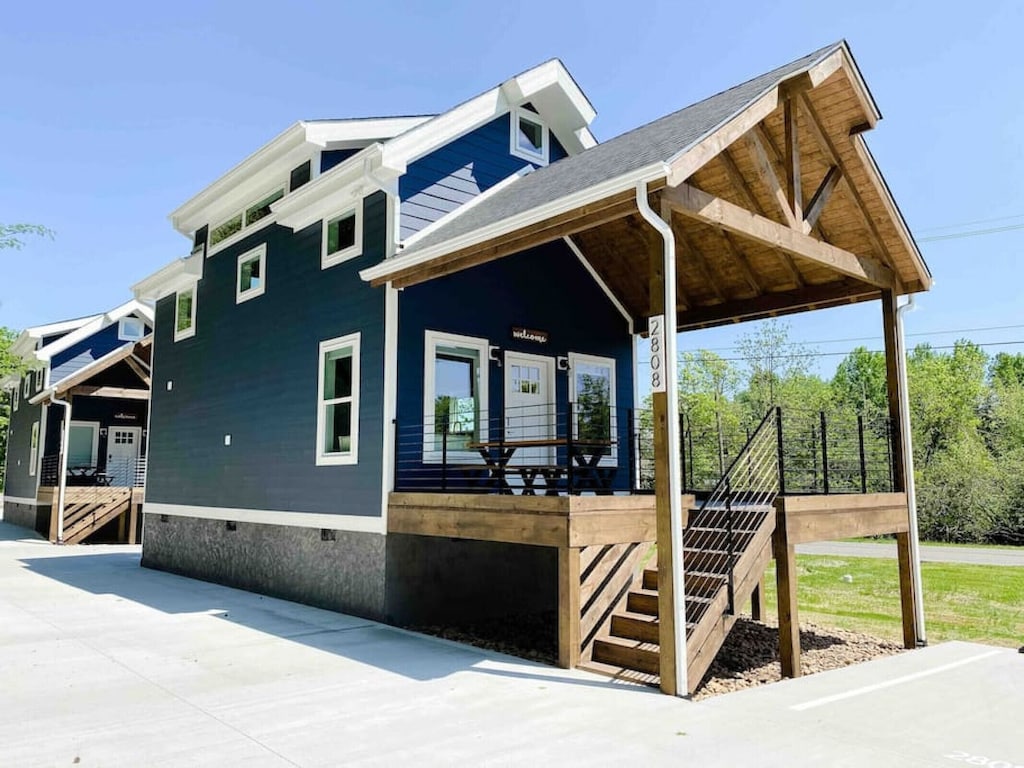 Cozy Smoky Mountain Tiny House Pigeon