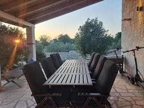 Outdoor dining