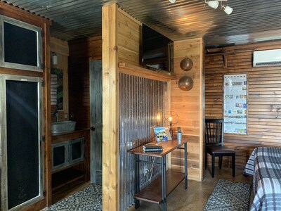 NEW Iron Door Cabin at The Lazy Buffalo Wichita Mountains Cache Lawton Fort Sill