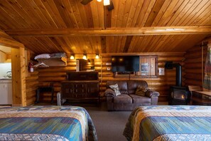 Cabin202_011_05-12-23