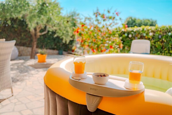 Pure relaxation in your private jacuzzi