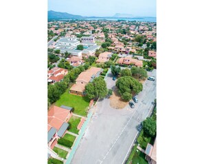 Wohngebiet, Nachbarschaft, Infrastruktur, Vorort, Stadtgebiet, Stadt, Landschaft, Baum, Urban Design, Grundstueck