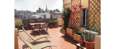 THE GREEN BORN PENTHOUSE, 360º views over the city