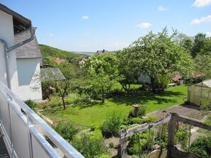 Ferienwohnung mit Blick in den Garten