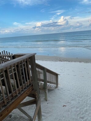 Private community boardwalk 