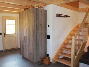 Gebäude, Tür, Holz, Treppe, Fenster, Holzbeize, Flooring, Fussboden, Haus