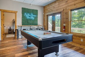 Pool table on terrace level has Mountain View’s and large flat screen TV