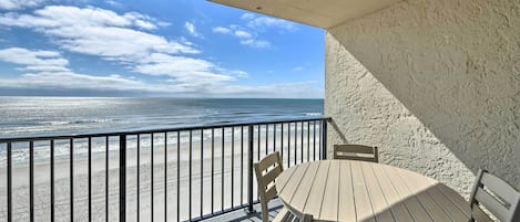 Orange Beach Vacation Rental | 2BR | 2BA | 949 Sq Ft | Step-Free Access