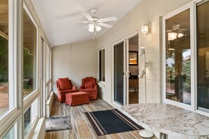 This Sedona vacation home has a private Arizona Sun Room
