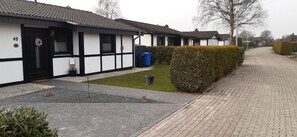 Haus von der Straßenseite