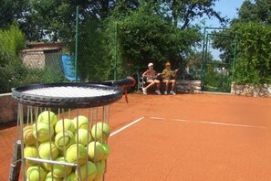 Sport court