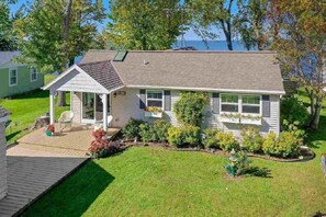 Adorable 2 bed + den with front and bayside decks. 
