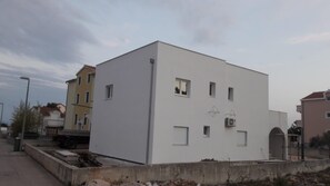 Vue extérieure du bâtiment