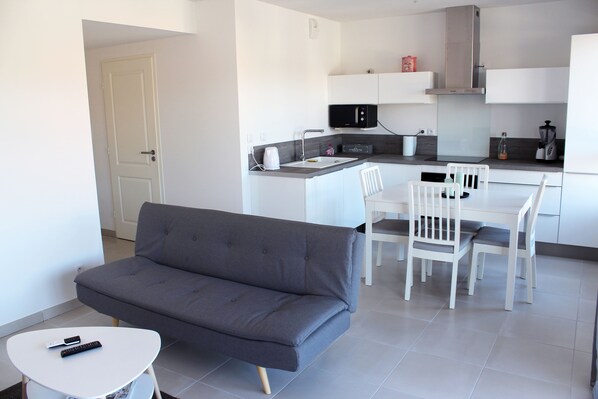 Salon - Salle à manger - Cuisine