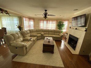 2nd floor living room area