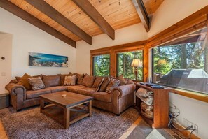 Living room with plenty of seating