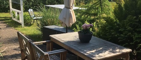 屋外ダイニングエリア