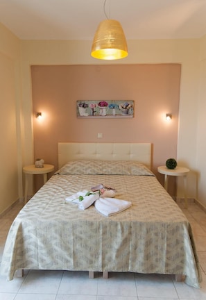 Bedroom with double bed upstairs