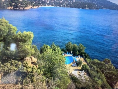 pramousquier domaine la pinède joli appart 4 pers sur la plage et piscine privée