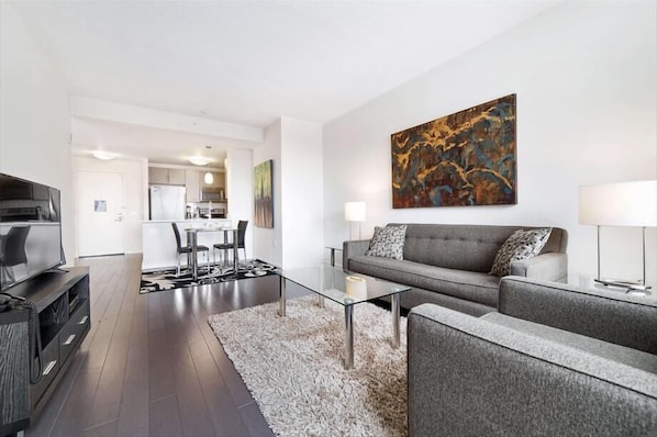 Jersey City 1 Bedroom Living Room