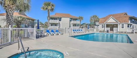 North Myrtle Beach Vacation Rental | 2BR | 2BA | 1,100 Sq Ft | Steps to Enter
