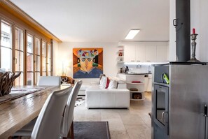 Living and dining area