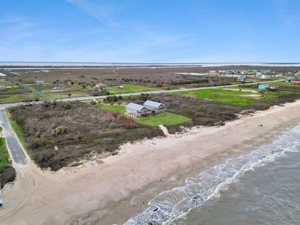 Beachfront Oasis secluded without neighbors!