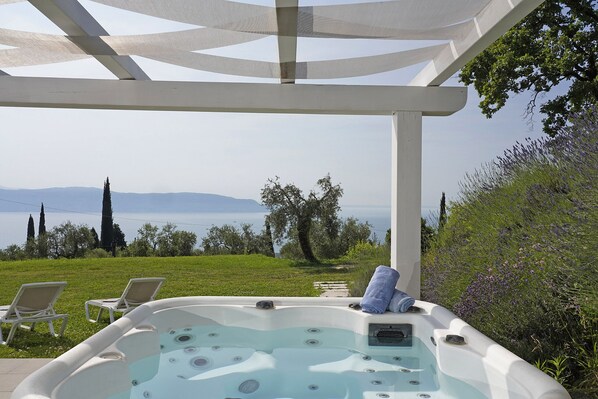 Bubbelpool utomhus
