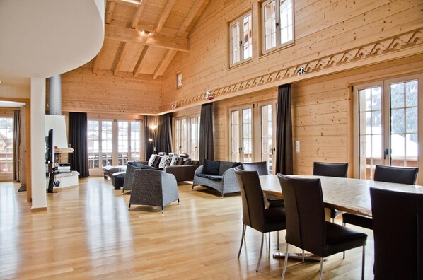 Living and dining area