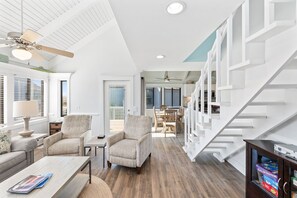 Living area open to dining room & kitchen