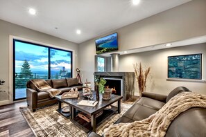 Above it all this VIP Blue Diamond  Mega Lodge is The Largest estate in Lake Tahoe
Two Fie Places and TV's with large entertaining area also two ovens and microwaves for the large family getaway or friend trip