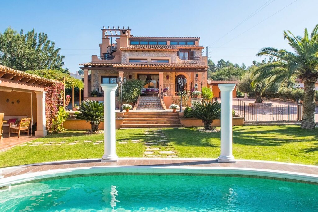 Picture of villa