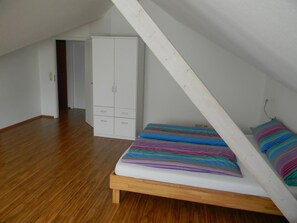 Sleeping area. Picture 3