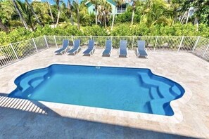 Private Secluded Oversized 24 feet Heated Pool