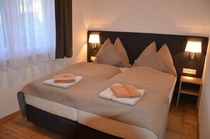 Schlafzimmer 3 EG