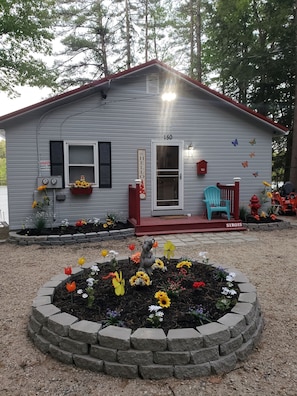 Pop of color! Freshly painted! 