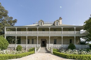 Terrara House - one of the most prestigious private houses in Australia