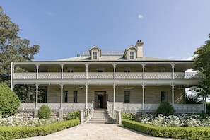 Terrara House - one of the most prestigious private houses in Australia