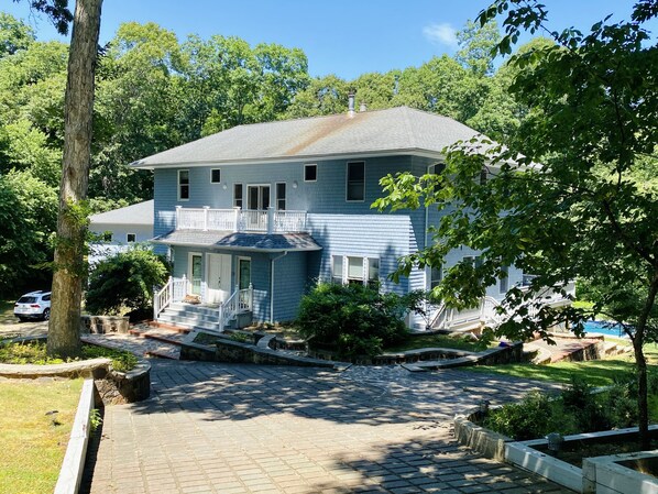 A shady, private home for your whole family!