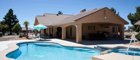 West view of house and pool