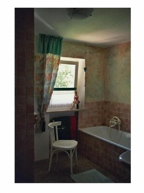 geräumige Ferienwohnung mit Bergblick bis 4 Personen, 81 qm, 1 Schlafzimmer-Bad