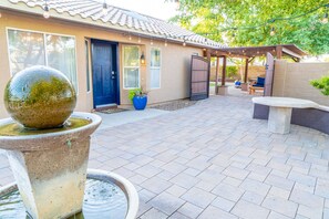 Front yard with fountain