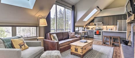 Keystone Vacation Rental | 1BR | 1BA | 650 Sq Ft | Steps to Enter