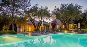 Skyline Pool and Villa view