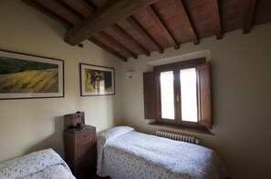 ROSA CANINA Twin/Double bed room