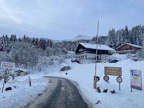 Skidåkning och snöaktiviteter